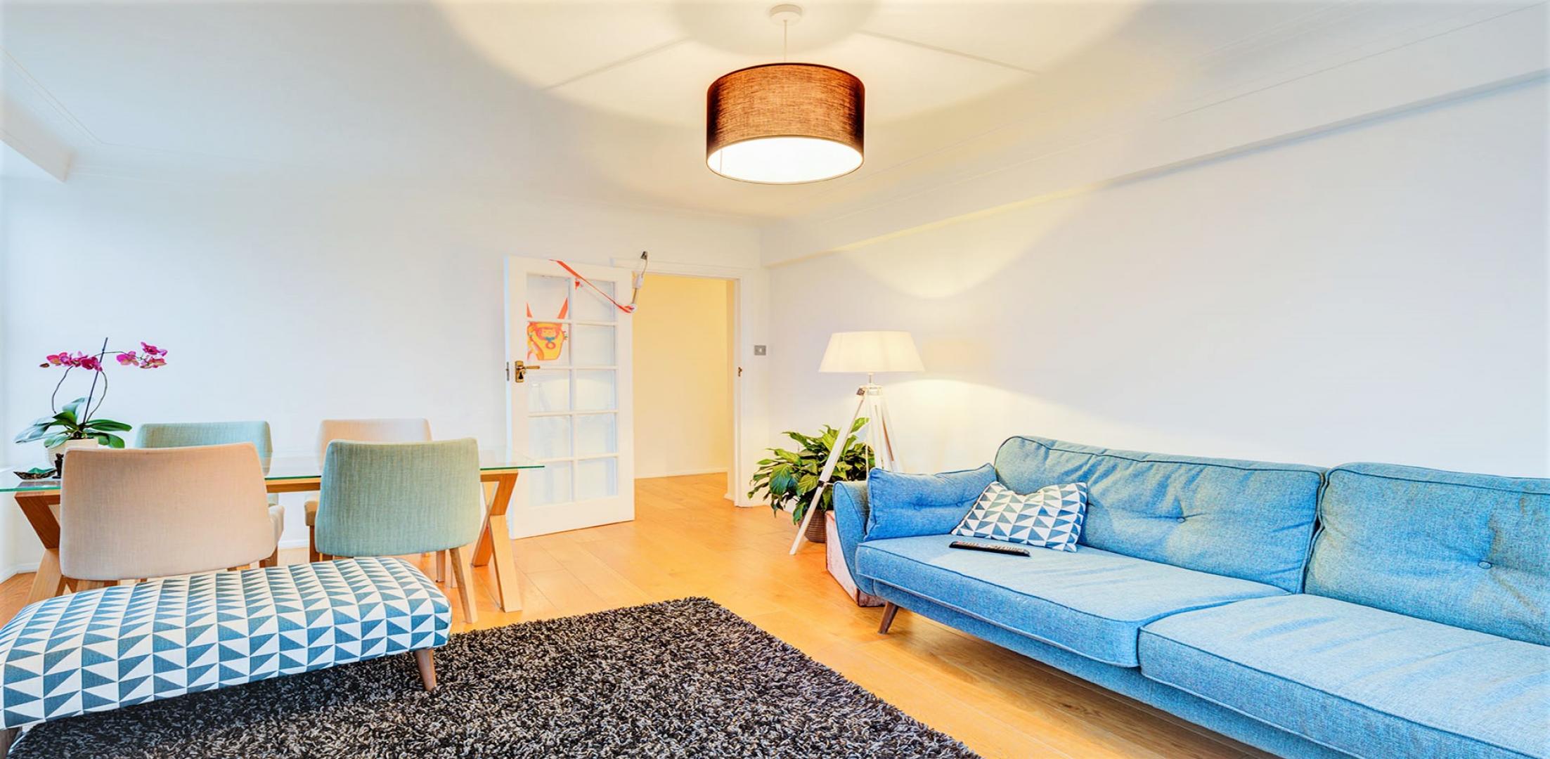 			HEATING and HOT WATER INCLUDED, 2 Bedroom, 1 bath, 1 reception Flat			 Eton College Road, CHALK FARM